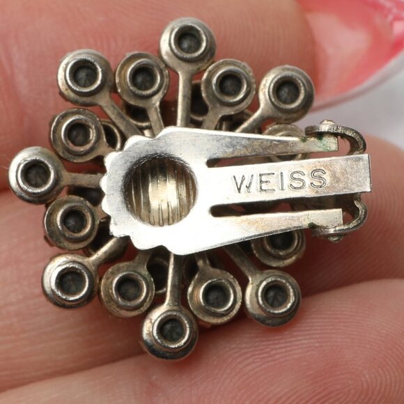 Vintage WEISS Iridescent Aurora Borealis Rhinestone Cluster Clip Earrings MCM - Picture 6 of 11